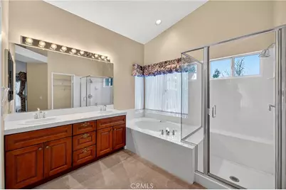 32105 Via Cordoba, Temecula, CA 92592 - Photo 37