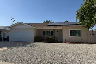 780 Shellie Ln, Hemet, CA 92543 - Photo 1