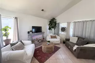 15660 Lakeridge Rd, Lake Elsinore, CA 92530 - Photo 3