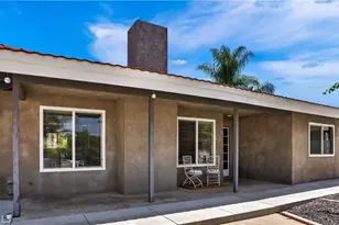 30044 Little Harbor Dr, Canyon Lake, CA 92587 - Photo 3