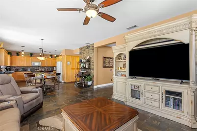21124 Cross Creek Drive, Saugus, CA 91350 - Photo 19