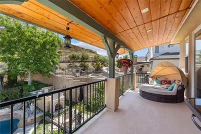 21124 Cross Creek Drive, Saugus, CA 91350 - Photo 41