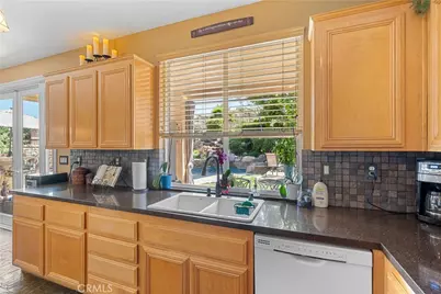 21124 Cross Creek Drive, Saugus, CA 91350 - Photo 25