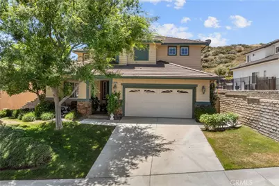 21124 Cross Creek Drive, Saugus, CA 91350 - Photo 3