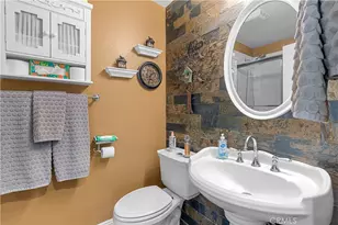 21124 Cross Creek Dr, Saugus, CA 91350 - Photo 29
