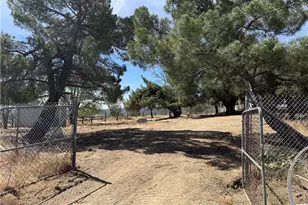 57313 Holland, Anza, CA 92539 - Photo 19