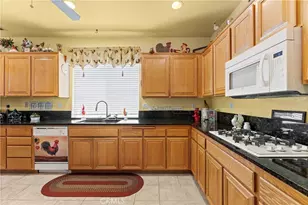 40145 Colony, Murrieta, CA 92562 - Photo 9