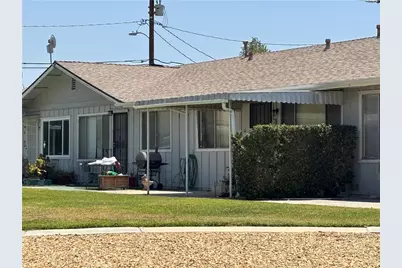 150 E Lakeshore #15, Lake Elsinore, CA 92530 - Photo 3