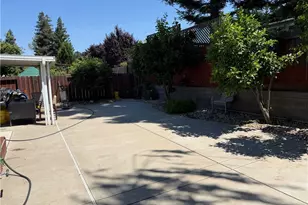 7050 Prestwick, Riverbank, CA 95367 - Photo 9