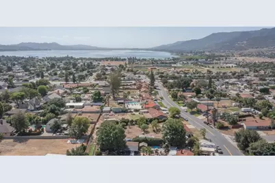 15640 Alvarado, Lake Elsinore, CA 92530 - Photo 29