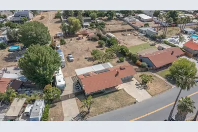 15640 Alvarado, Lake Elsinore, CA 92530 - Photo 45