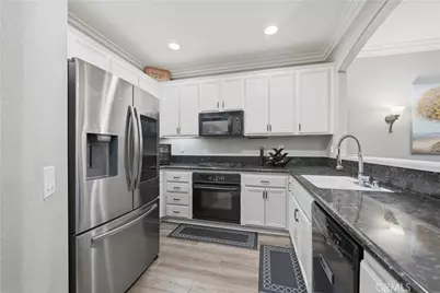 29118 Portland Court, Temecula, CA 92591 - Photo 9