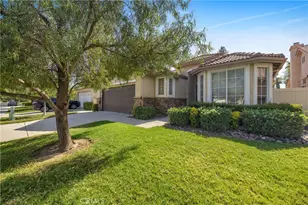 29303 Hidden Lake Dr, Menifee, CA 92584 - Photo 1
