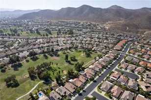 29303 Hidden Lake Dr, Menifee, CA 92584 - Photo 43