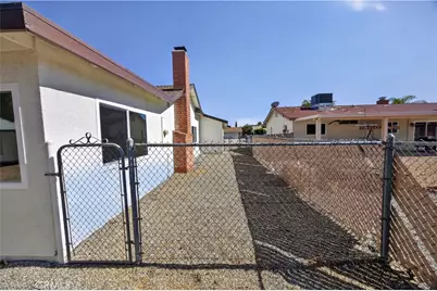 26170 Lancaster, Menifee, CA 92586 - Photo 25