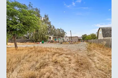 30811 11th, Nuevo, CA 92567 - Photo 1