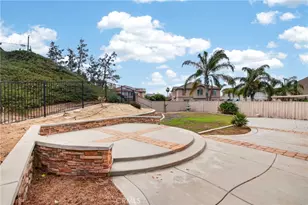 32365 Whispering Willow, Lake Elsinore, CA 92532 - Photo 49