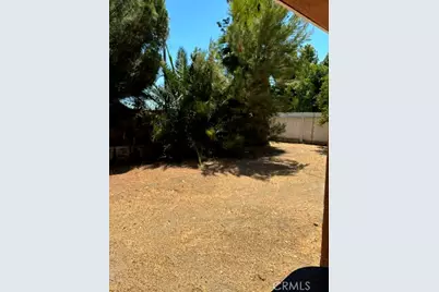 629 E Latham Avenue, Hemet, CA 92543 - Photo 9
