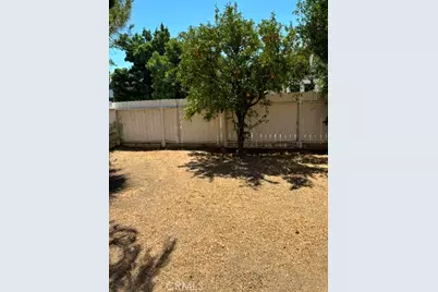 629 E Latham Avenue, Hemet, CA 92543 - Photo 13