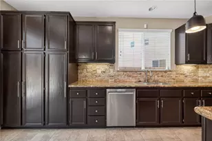 38390 Magdelena St, Murrieta, CA 92563 - Photo 15
