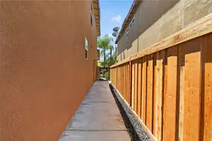 38390 Magdelena St, Murrieta, CA 92563 - Photo 53