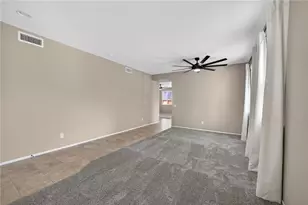 38390 Magdelena St, Murrieta, CA 92563 - Photo 7