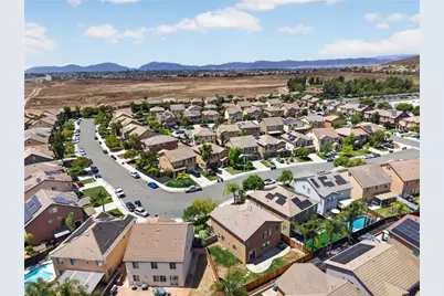 38390 Magdelena St, Murrieta, CA 92563 - Photo 63