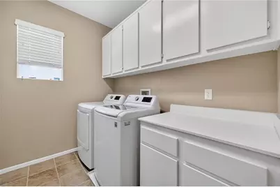 38390 Magdelena St, Murrieta, CA 92563 - Photo 39