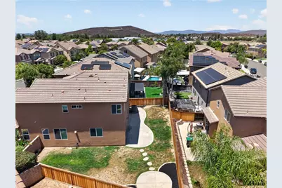 38390 Magdelena St, Murrieta, CA 92563 - Photo 59