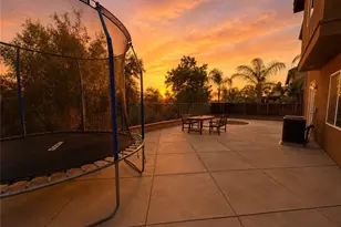 35096 Nightingale, Winchester, CA 92596 - Photo 17