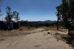 42600 Duer, Hemet, CA 92544 - Photo 11