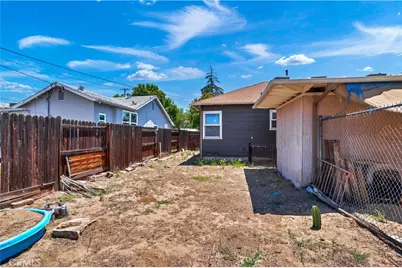 110 Elmwood, Hemet, CA 92543 - Photo 27