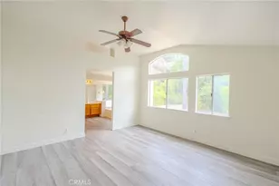 40426 Yardley Ct, Temecula, CA 92591 - Photo 9