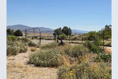 37210 Bohlen, Anza, CA 92539 - Photo 7