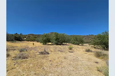 37210 Bohlen, Anza, CA 92539 - Photo 3