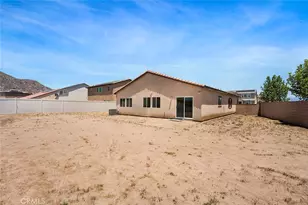 28473 Pinon Ct, Winchester, CA 92596 - Photo 27