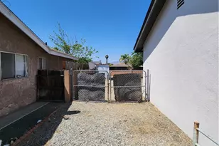 832 E Stetson, Hemet, CA 92543 - Photo 3