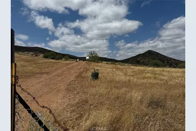 42520 Grama Rd, Aguanga, CA 92536 - Photo 11
