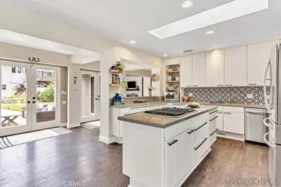 1185 Sunset Cliffs, San Diego, CA 92107 - Photo 9