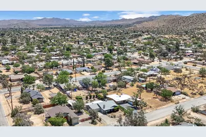 7725 Shawnee, Yucca Valley, CA 92284 - Photo 53