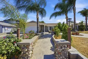 1893 Loma Bonita, Perris, CA 92570 - Photo 3