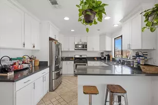 1893 Loma Bonita, Perris, CA 92570 - Photo 9