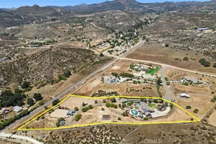 37395 Eden Garden Ct, Temecula, CA 92592 - Photo 9