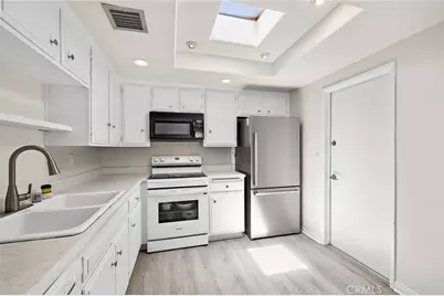 38750 Via Las Flores, Murrieta, CA 92563 - Photo 31