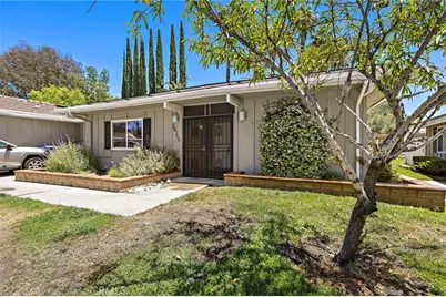 38750 Via Las Flores, Murrieta, CA 92563 - Photo 47