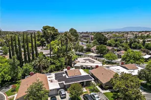 38750 Via Las Flores, Murrieta, CA 92563 - Photo 9