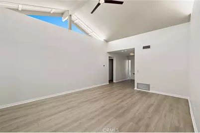 38750 Via Las Flores, Murrieta, CA 92563 - Photo 23
