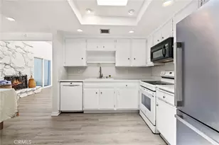 38750 Via Las Flores, Murrieta, CA 92563 - Photo 29