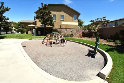 32024 Merano, Lake Elsinore, CA 92530 - Photo 13
