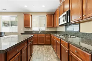 31559 Rose Sage Way, Murrieta, CA 92563 - Photo 15